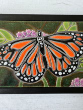 Load image into Gallery viewer, framed 3"x6" monarch butterfly tile